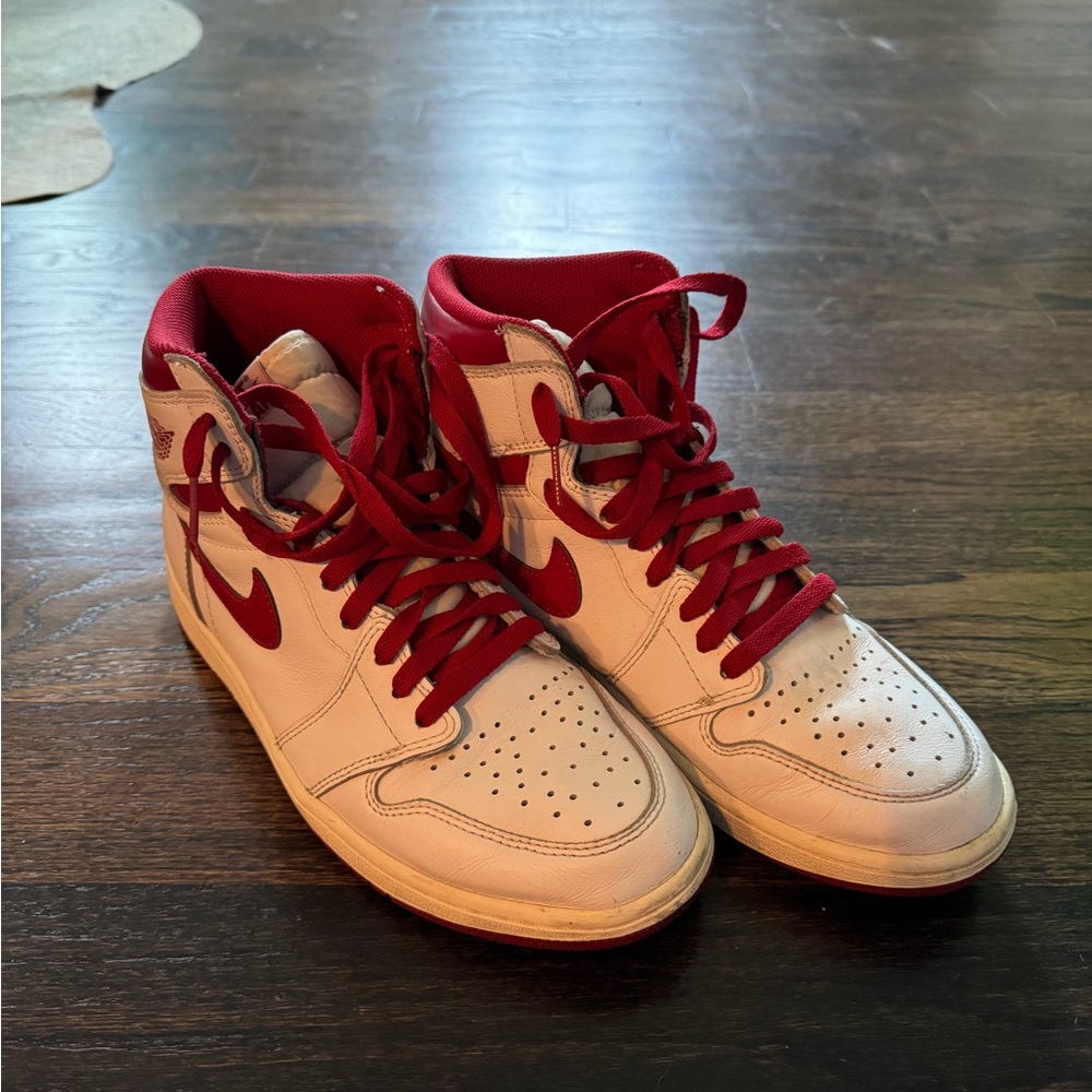 Jordan 1 Metallic Red Sneakers